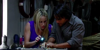 Trying to disable a bomb (2012)