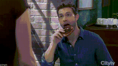 Dex Heller exaggerates eating what his ex-Josslyn threw at him (2024)