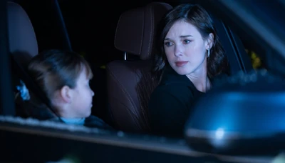 Scout tells Willow her secret of secretly seeing her brother Danny on Christmas (2025)