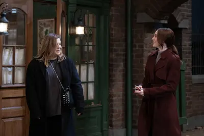 Outside Kelly's (2024)