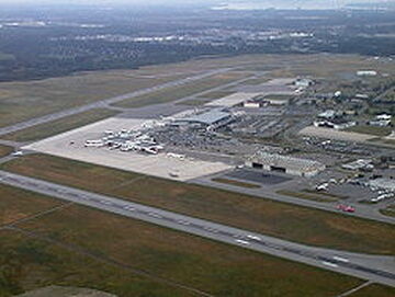 Macdonald airport best sale