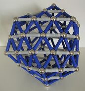 Spiral sphere zigzag.jpg (36 KB) Zigzag view (photo Ben Pillen)