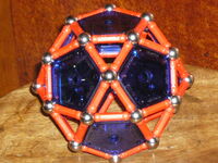 Icosidodecahedron a4