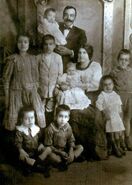 Family of Salustio Camacho and Zeneida Quiros (Marita Camacho's parents). Their children: Juan Bautista, Pepita, Arturo, Claudio, Guido, Rodrigo, Mario, Marita, Dora, Luz, Hilda.