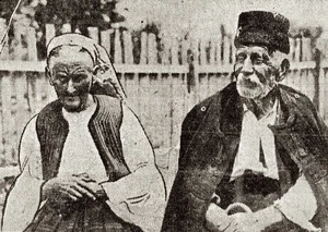 DimitrijeFilipovic.jpg (78 KB) Demetrius (right) and his wife, Zivana (left) in July 1928