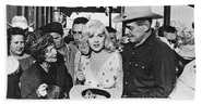 Winwood (left) in "The Misfits" in 1961 with Marilyn Monroe and Clark Gable (aged 78)