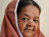 Zeenat Bi