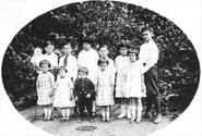 Mabel Mah and her siblings