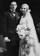 Marriage in 1933 at the age of 26/27