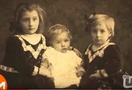 Schaaf as a child, with her siblings