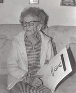Margaret Skeete GWR.jpg (25 KB) Skeete (age 114) holding her Guinness World Records certificate as the oldest living American on her 114th birthday on October 27, 1992.
