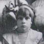 Canonic as young girl