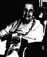 Dundas on her 107th birthday in 1987
