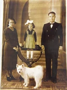 Casilda Benegas1.jpg (98 KB) Benegas (left) as a young woman with her husband Benigno.