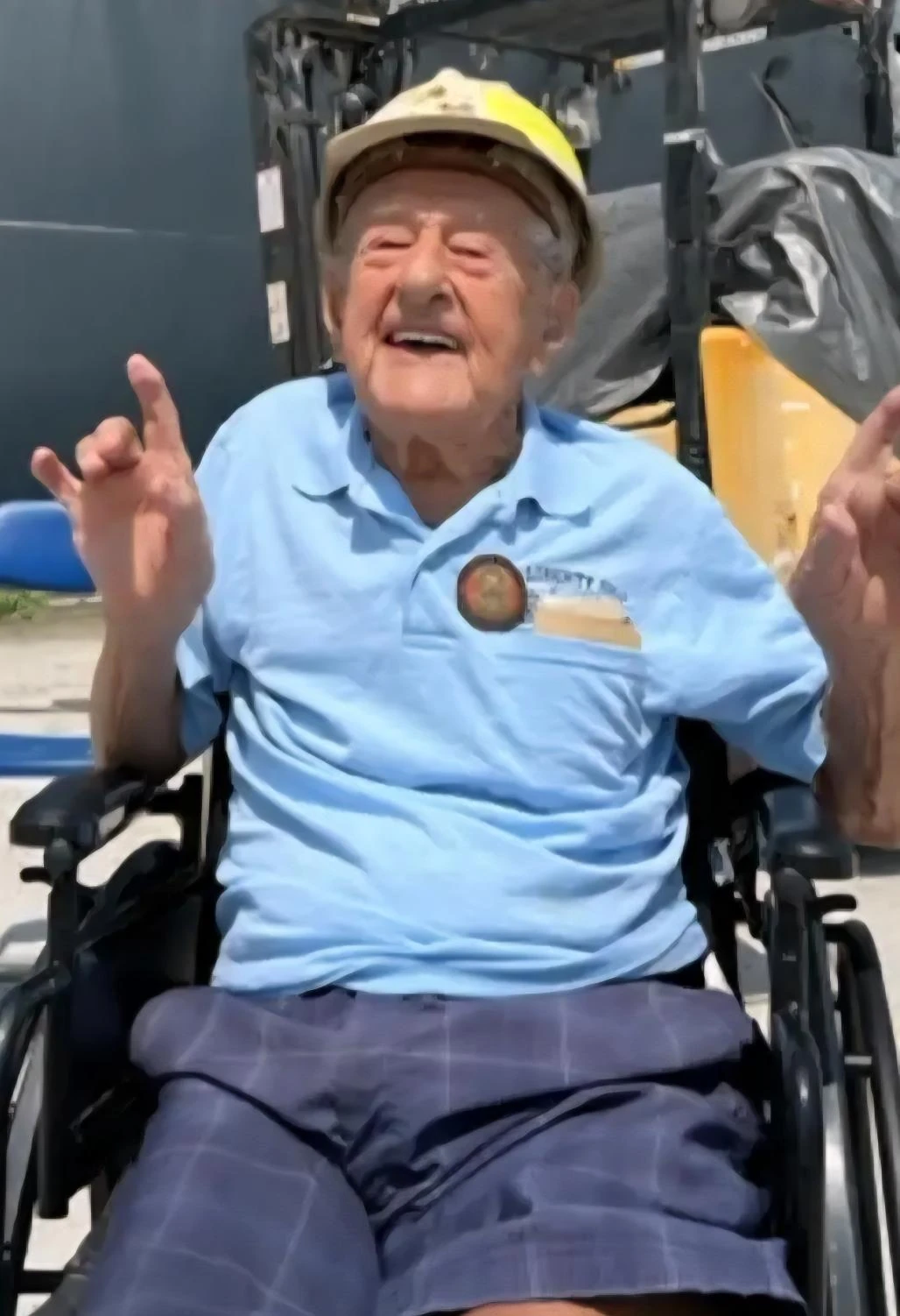 Chester Meros Gerontology Wiki Fandom Chester Meros Gerontology Wiki Fandom