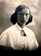 Tamara Krutikov1.jpg (38 KB) As a teen in the 1920s
