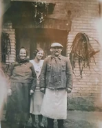 Blazena Strachotova1934.jpg (48 KB) Blazena Strachotova (aged 17) with her parents in 1934