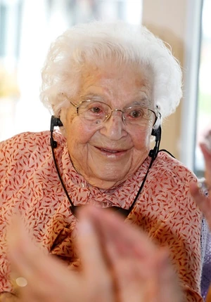 Nina Hofer-Lustenberger