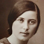 Henya Rabinov1.jpg (69 KB) Rabinov as a young woman.