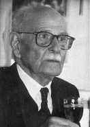 Leopold Vietoris 100.jpeg (17 KB) Aged 100