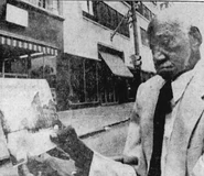 Reed (age claimed 122) visiting Buffalo in 1982.