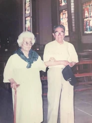 Julio Cesar with his wife Waldramina in a church (undated).
