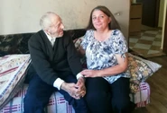 Dobricanovic (aged 105) with his niece Snezana Ivanovic in October 2019