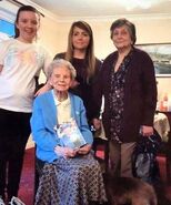 JessieSinclairFourGenerations.jpg (78 KB) Sinclair with three generations of her family