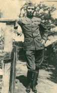 Harry Patch at the age of 19 in 1917.