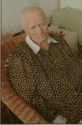 GRoelingadeGroot.jpg (92 KB) Geertje Roelinga at age 109.