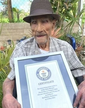 Emilio Flores Marquez