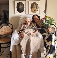 Gomes Dantas (aged 113) with her daughter-in-law Valeria in March 2022