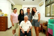 Yu Te-Hsin and his family.