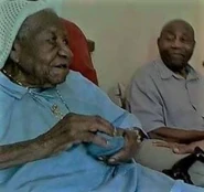 VBrown117a.jpg (22 KB) Aged 117, with her son Harland Fairweather