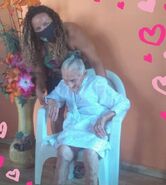 Noeme da Silveira Freitas on her claimed 115th birthday with her granddaughter Christiane Braga in 2020