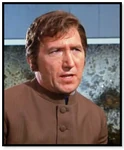 Colonel Alec Freeman (George Sewell)