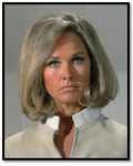 Colonel Virginia Lake (Wanda Ventham)