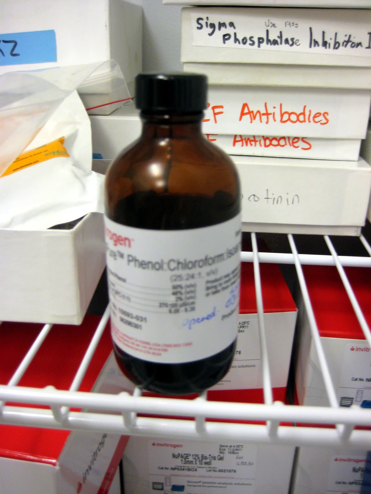 Phenol Chloroform Get Your Science On Wiki Fandom