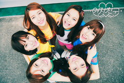 Amazon.co.jp: VIVIZ シンビ トレカ GFRIEND DailyDuck : おもちゃ