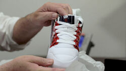 K・SWISS×GHOST BUSTERSコラボスニーカー K-Swiss x Ghostbusters footwear | Ghostbusters Wiki | Fandom