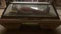 ShandorsCoffinSummervilleTempleSetPhoto01.jpg (48 KB) Shandor's coffin on Temple set in Ghostbusters: Afterlife, seen in Francois Audouy's case study