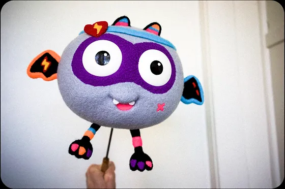 Giggle and hoot deals toys
