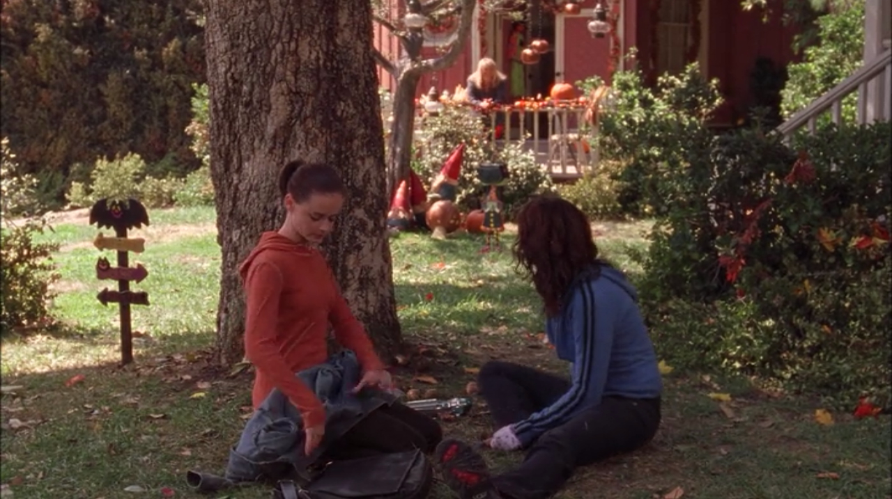 Here's What Bags Your Favorite Gilmore Girls Characters Would