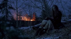 Vlcsnap-2025-10-21-16h07m29s070.png (1.03 MB) The sisters are the only survivors when the fort burns behind them. Seen from (4).