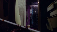 Vlcsnap-2025-09-26-13h39m33s708.png (1.96 MB) View of the area directly outside the bathroom door. Note the grey wall where the passage narrows.