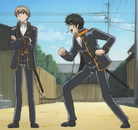 Sougo forcing Hijikata to wear a chain-leash collar in Episode 14