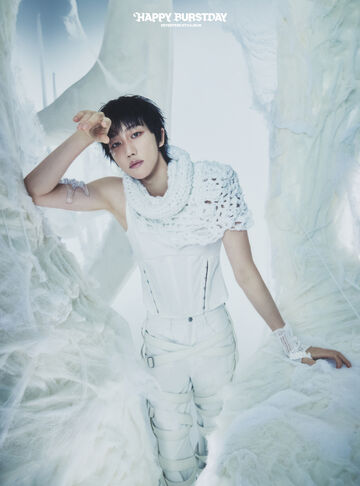 アイドル SEVENTEEN withmuu THE8 Pin by tori 💕 on style | Seventeen the8, Seventeen minghao