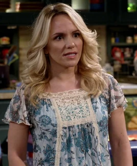 Katy Hart (3x07)