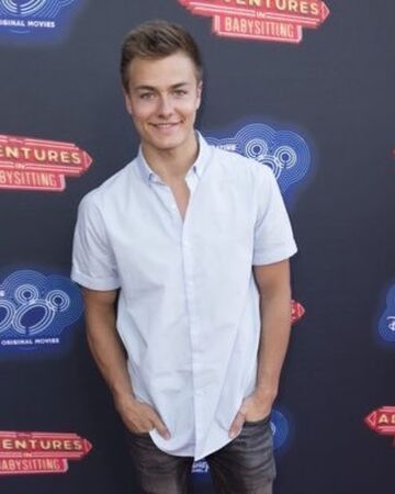 Peyton Meyer Girl Meets World Wiki Fandom