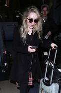 Sabrina-carpenter-at-lax-airport-1-12-2017-4